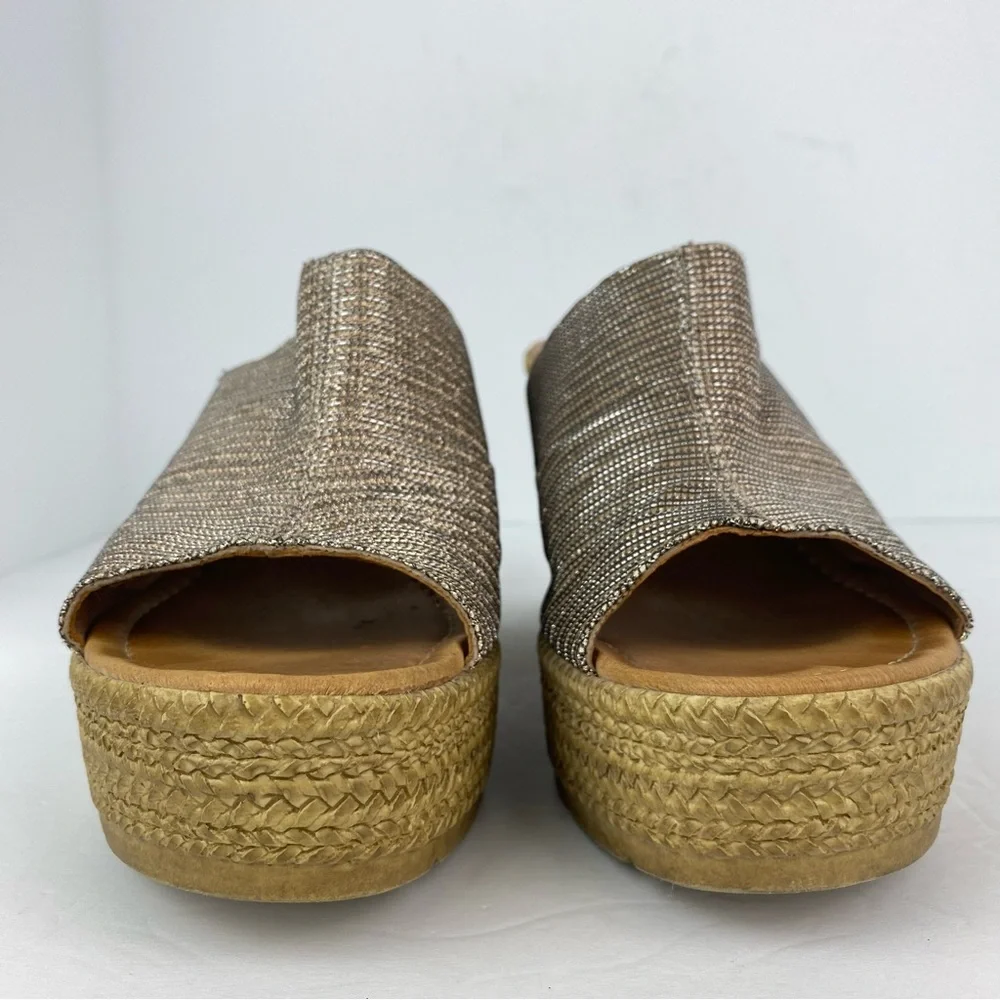 Seychelles size 10 Women’s Gold Metallic Espadrille Platform Wedge Sandals
